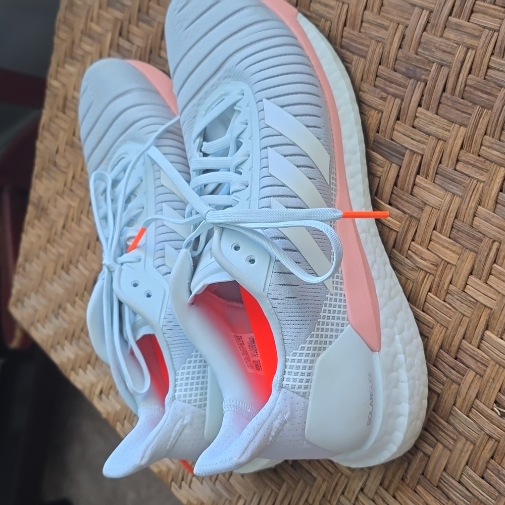 NWOT Adidas Boost Solar Guide - Picture 5 of 9